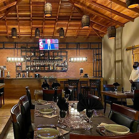 Bamboo Boutique Hotel Лілонґве Екстер'єр фото